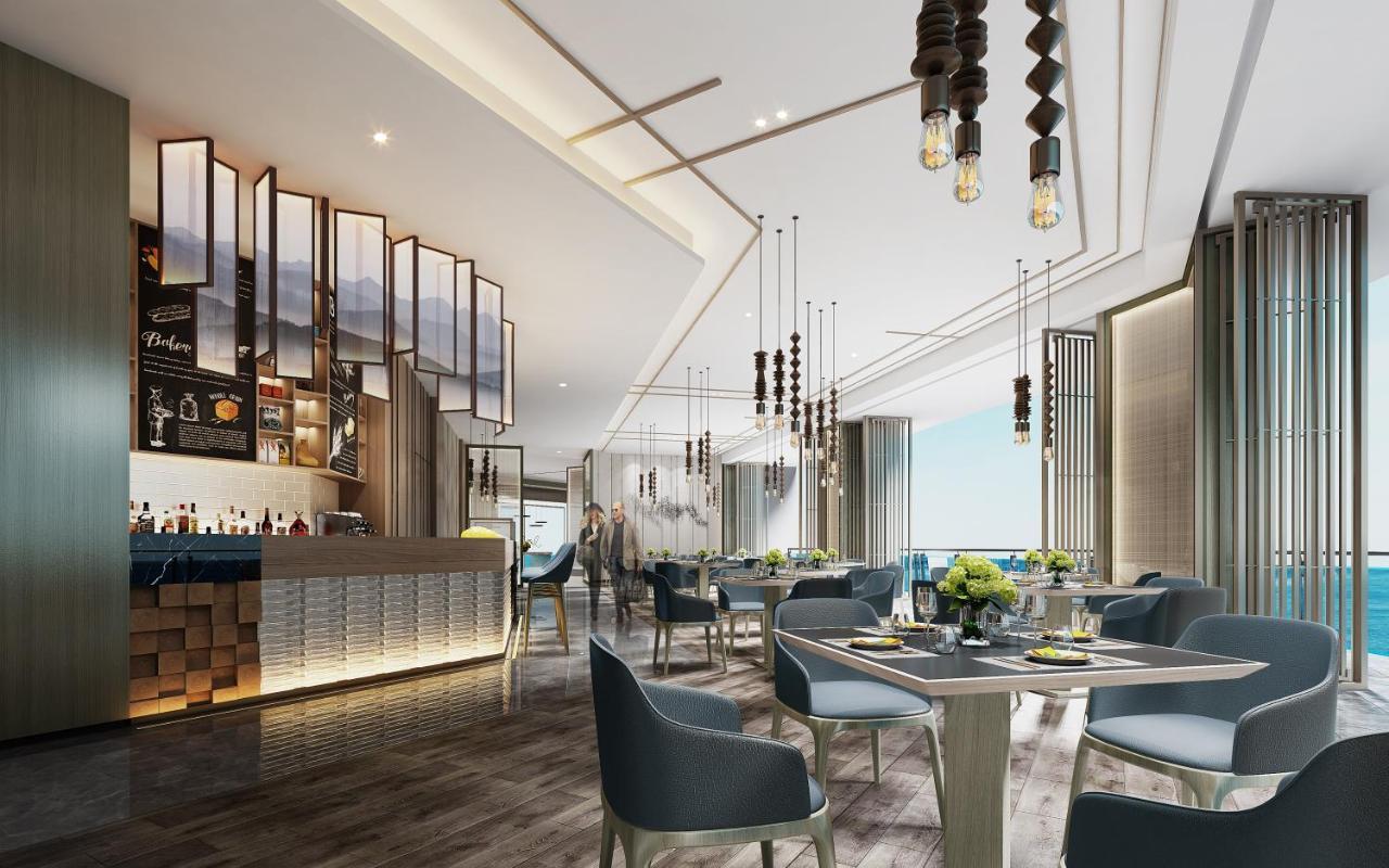 Howard Johnson Plaza By Wyndham Blue Bay Sihanoukville Bagian luar foto