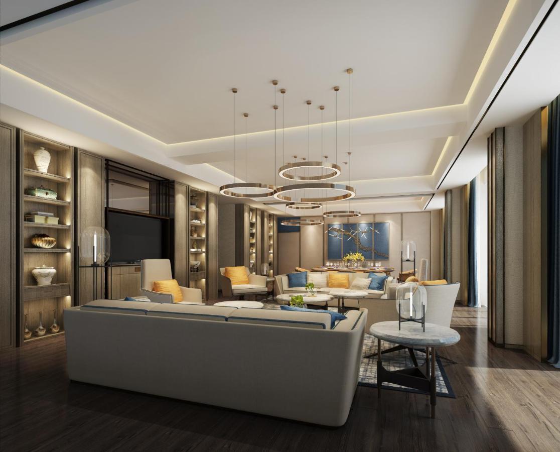 Howard Johnson Plaza By Wyndham Blue Bay Sihanoukville Bagian luar foto