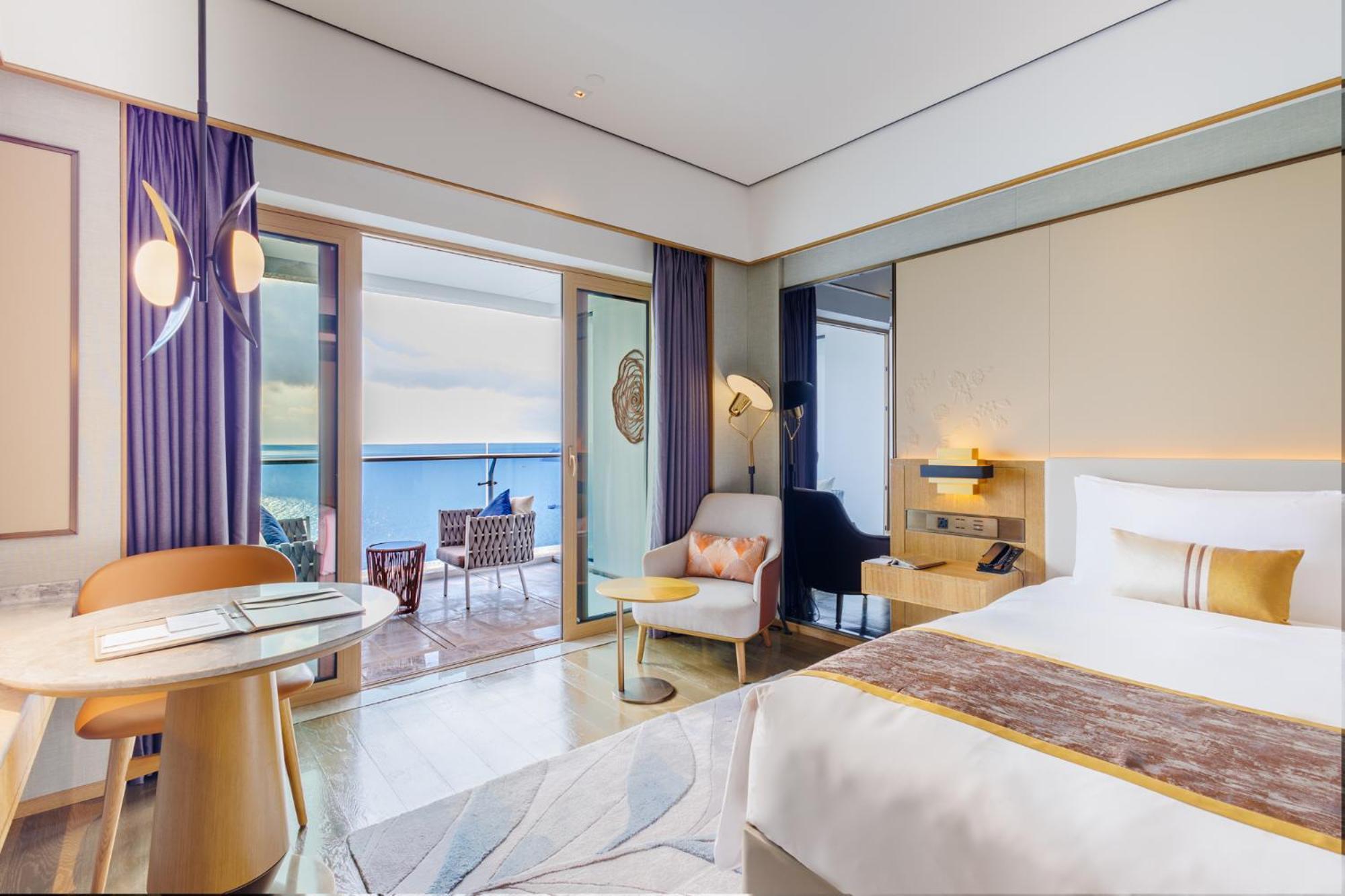 Howard Johnson Plaza By Wyndham Blue Bay Sihanoukville Bagian luar foto
